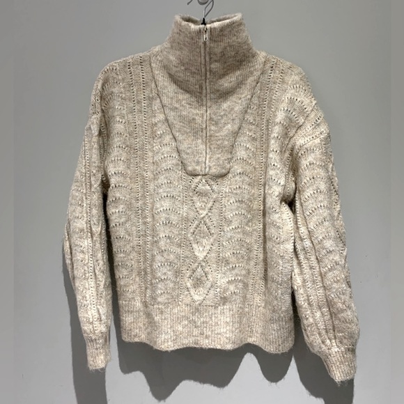 Little lies half zip sweater size small - Picture 3 of 4